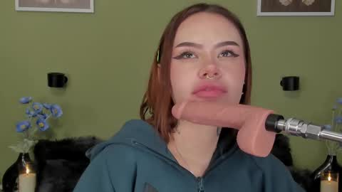 Snapshot of jas_miin chatting on 02/13/25, 05:16 Maria online show from 02/13/25, 05:16