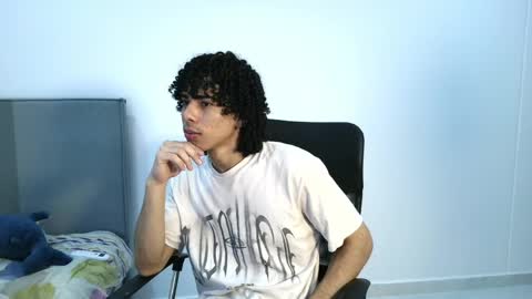 Snapshot of jash_7 chatting on 05/31/26, 02:20 jash online show from 05/31/26, 02:20