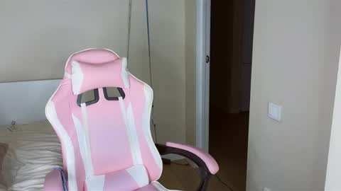 Jasmine online show from 04/03/26, 07:12