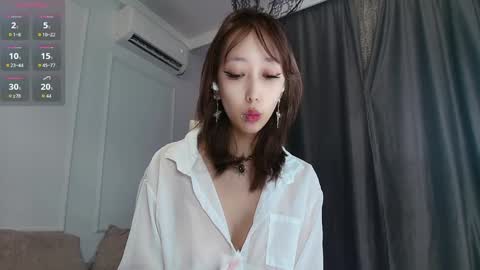 Snapshot of jasmilee chatting on 06/01/26, 07:04 Jasmine online show from 06/01/26, 07:04