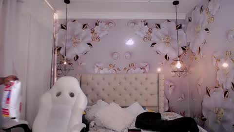 Jasmin online show from 01/15/25, 02:24