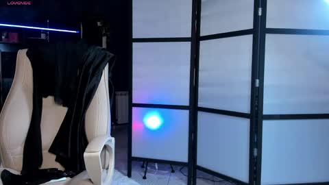 Snapshot of jasmin_milf chatting on 06/01/26, 10:06 jasmin_milf online show from 06/01/26, 10:06