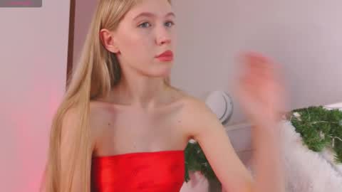 Chloe online show from 02/01/26, 07:18