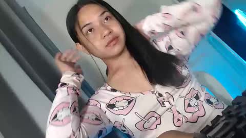 JASMINE online show from 04/06/26, 03:26