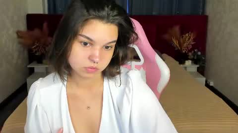 Snapshot of jasmine_burke chatting on 07/06/26, 01:02 Jasmine Burke online show from 07/06/26, 01:02