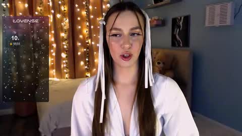 Jasmine online show from 02/28/25, 01:26