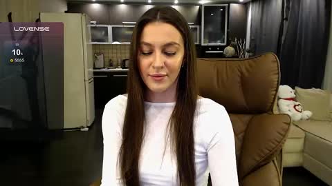 Jasmine online show from 05/31/26, 07:04