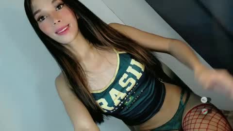 Snapshot of jasmine_on_live chatting on 06/28/26, 05:13 CUTE JANNA online show from 06/28/26, 05:13