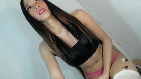 Snapshot of jasmine_on_live chatting on 07/05/26, 05:03 CUTE JANNA online show from 07/05/26, 05:03