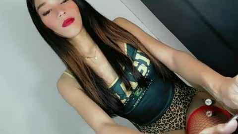 Snapshot of jasmine_on_live chatting on 07/07/26, 01:08 CUTE JANNA online show from 07/07/26, 01:08