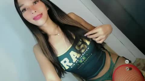 Snapshot of jasmine_on_live chatting on 07/07/26, 08:40 CUTE JANNA online show from 07/07/26, 08:40