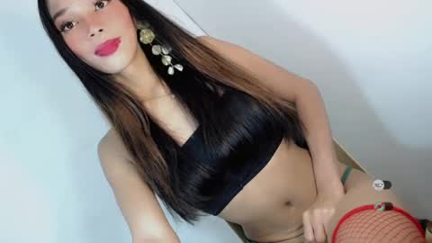 Snapshot of jasmine_on_live chatting on 07/12/26, 01:40 CUTE JANNA online show from 07/12/26, 01:40