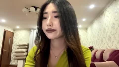 Snapshot of jasminebade chatting on 02/14/26, 01:08 My name Ivy ntmu welcommee online show from 02/14/26, 01:08