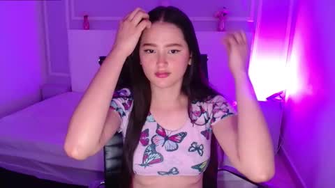 Jazmin online show from 02/21/25, 10:37