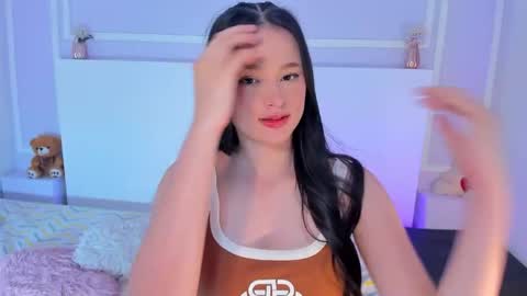 Jazmin online show from 10/12/25, 07:57