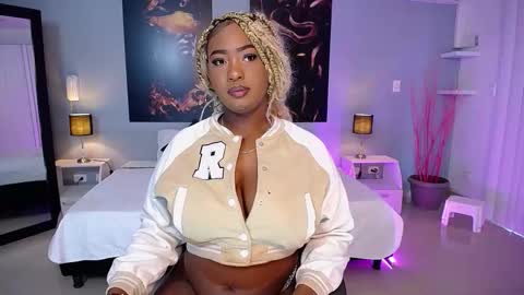 Instagram jasminecampbell1  online show from 02/07/26, 01:59