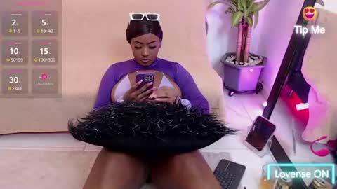 Instagram jasminecampbell1  online show from 07/07/26, 12:46
