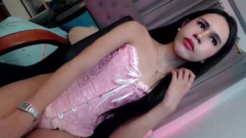 Jasmine online show from 11/11/25, 06:46