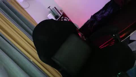 lavander  not for free show  online show from 04/09/26, 06:19