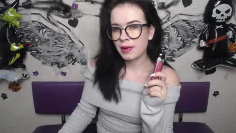 JasmineKouch online show from 10/25/25, 05:15