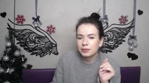 JasmineKouch online show from 12/21/25, 06:42