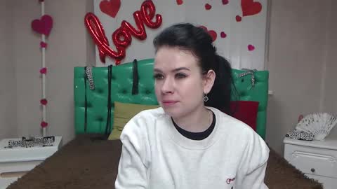 JasmineKouch online show from 02/06/26, 09:23