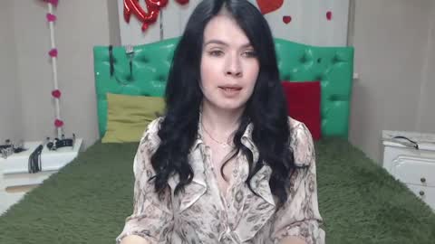 JasmineKouch online show from 05/12/26, 05:43