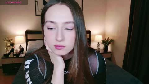 Jasmine online show from 12/19/25, 09:38