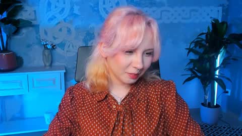 Jasmine online show from 02/05/25, 08:21