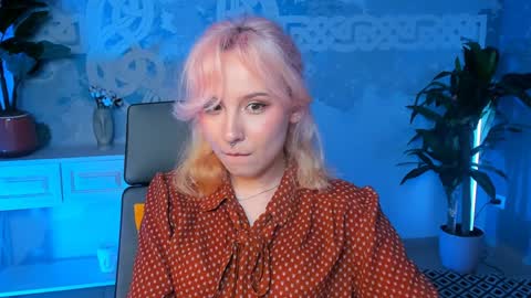 Jasmine online show from 02/05/25, 11:23