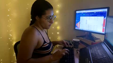 Jasmine online show from 03/04/26, 01:06