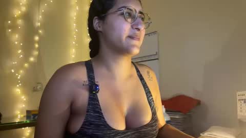 Jasmine online show from 04/24/26, 06:32