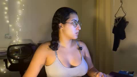 Jasmine online show from 05/06/26, 04:45