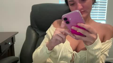 Jasmine Tate online show from 10/12/25, 08:52