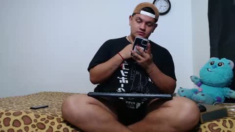 Snapshot of jason_boy_ chatting on 08/01/26, 04:56 jason_boy_ online show from 08/01/26, 04:56