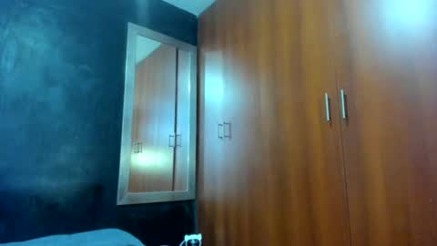    online show from 11/26/25, 04:30