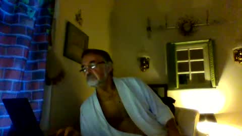 Snapshot of jasonreloaded694u chatting on 05/29/26, 10:02 Jason online show from 05/29/26, 10:02
