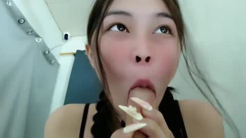 jassie_baee online show from 12/22/24, 12:27