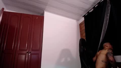Snapshot of jasson_king01 chatting on 05/23/26, 02:50 JKing online show from 05/23/26, 02:50