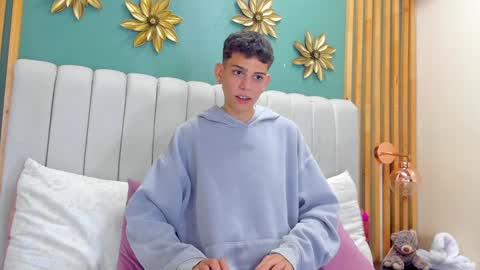 Snapshot of jasson_smit chatting on 12/10/24, 01:55 J A S S O N online show from 12/10/24, 01:55