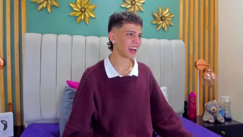 Snapshot of jasson_smit chatting on 12/24/24, 12:44 J A S S O N online show from 12/24/24, 12:44