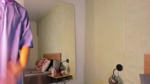 Snapshot of jasson_smit chatting on 03/07/25, 01:07 J A S S O N online show from 03/07/25, 01:07