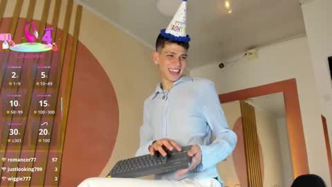 Snapshot of jasson_smit chatting on 10/07/25, 08:17 J A S S O N online show from 10/07/25, 08:17