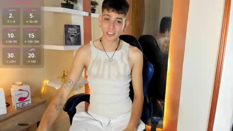 Snapshot of jasson_smit chatting on 10/20/25, 01:55 J A S S O N online show from 10/20/25, 01:55