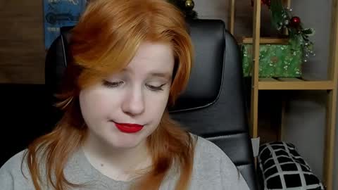 Snapshot of java_fire chatting on 01/12/25, 12:49 Katerina online show from 01/12/25, 12:49