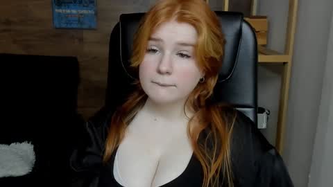 Snapshot of java_fire chatting on 01/28/25, 06:49 Katerina online show from 01/28/25, 06:49