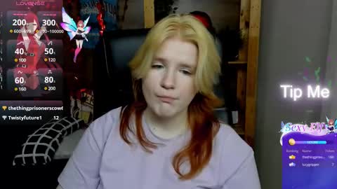 Snapshot of java_fire chatting on 03/11/25, 01:05 Katerina online show from 03/11/25, 01:05