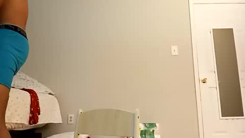 javier_jr26 online show from 10/08/25, 02:47