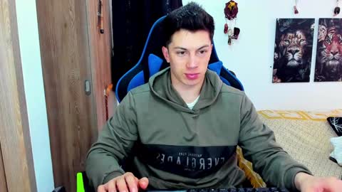 Javier online show from 12/13/24, 07:10