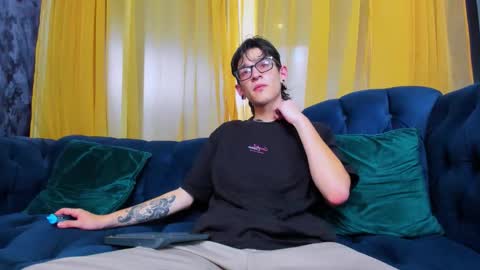 Jax Valentine online show from 01/16/26, 07:18